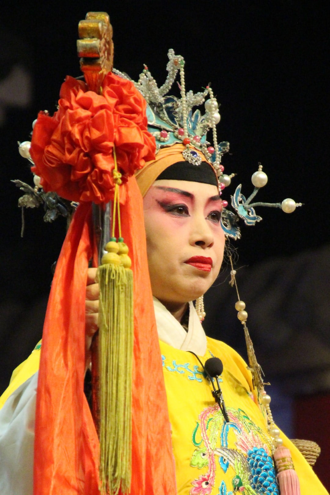 Music, Drama, Comedy & Illusion at Sichuan Opera - in Pictures