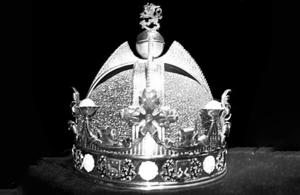Crown designed for the Finnish monarch