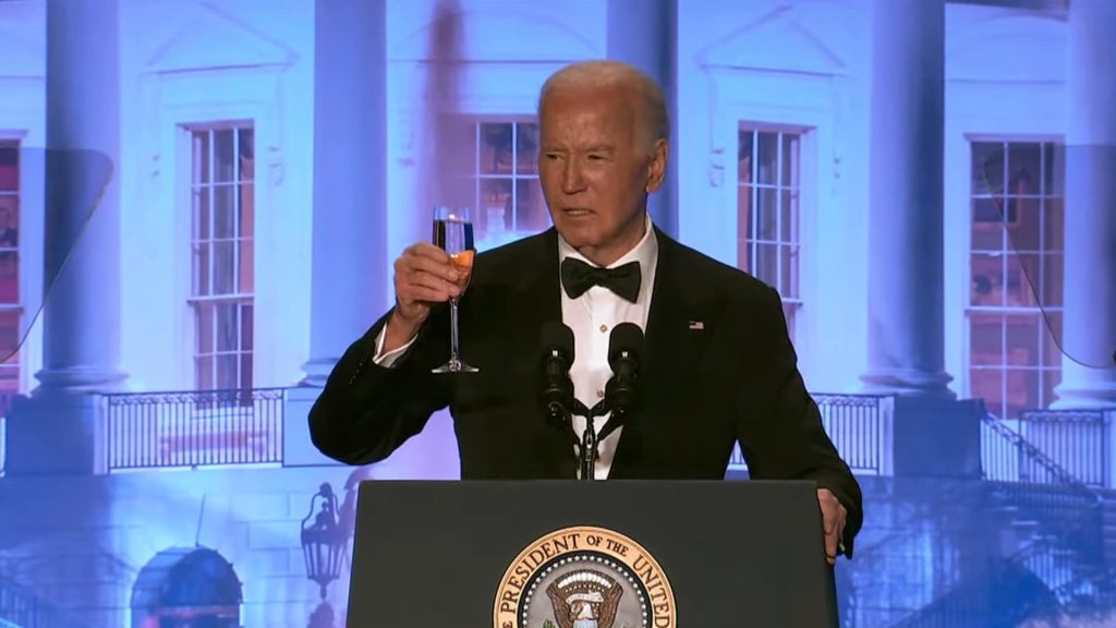 Biden finished his speech by toasting “to a free press, to an informed citizenry, to an America where freedom and democracy endure. God bless America!” Photo: Screenshot of the White House/YouTube Channel.