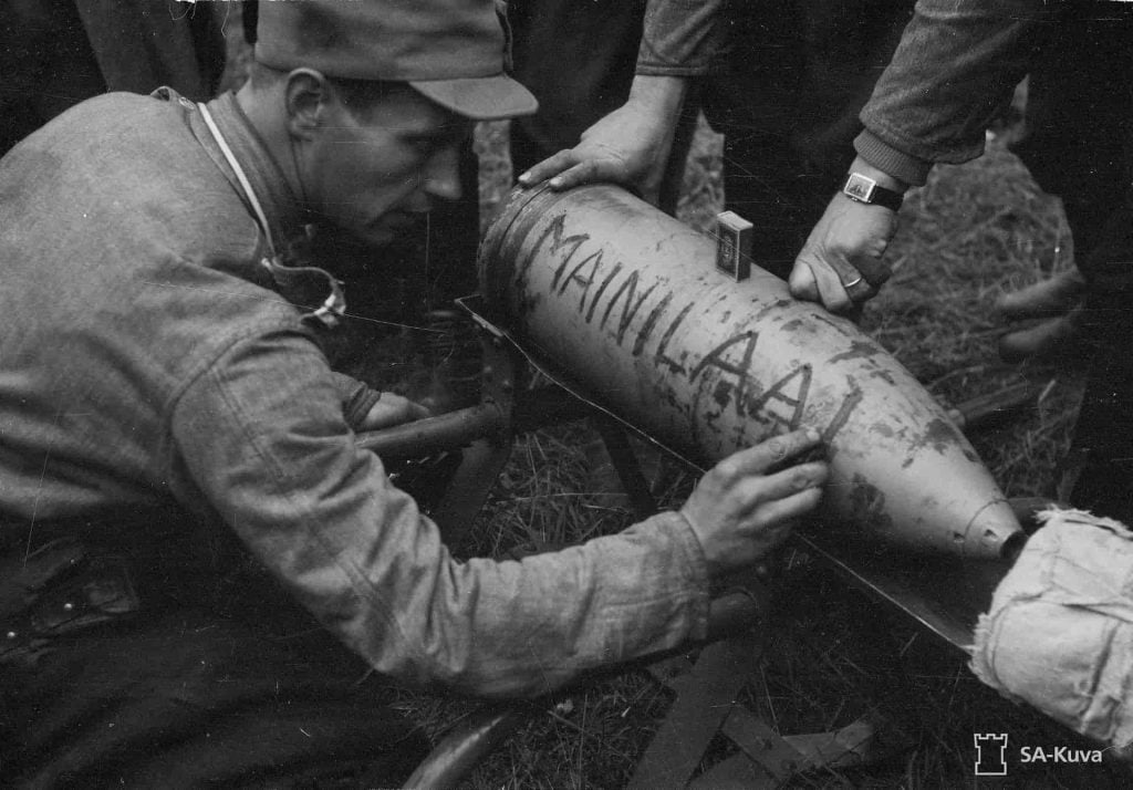 The city of Mainila shelled